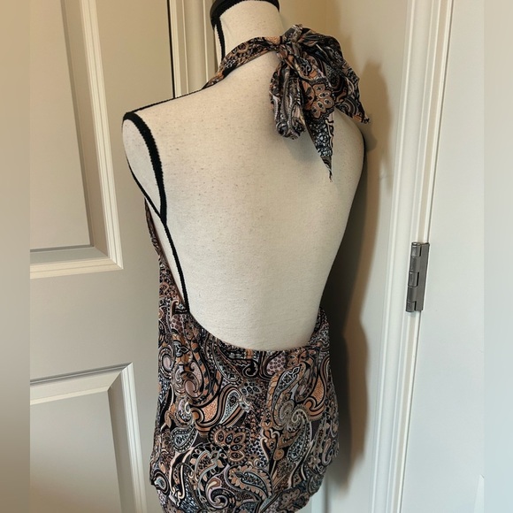 Chic Paisley Halter Top open back top - Picture 3 of 6